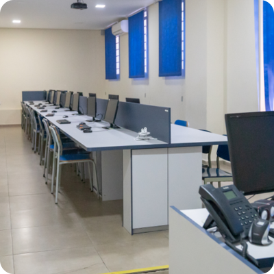 Colégio São José Sion Ipiranga - Sala de Informática