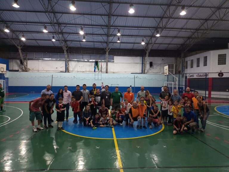 Read more about the article Encerramento Futsal 1º, 2º, 3º, 4º e 5º ano – 2022